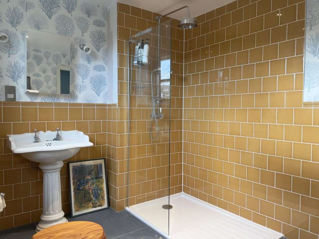 Rear and L-Shape Dormer Loft Conversion, Paragon Road, Hackney, London-12