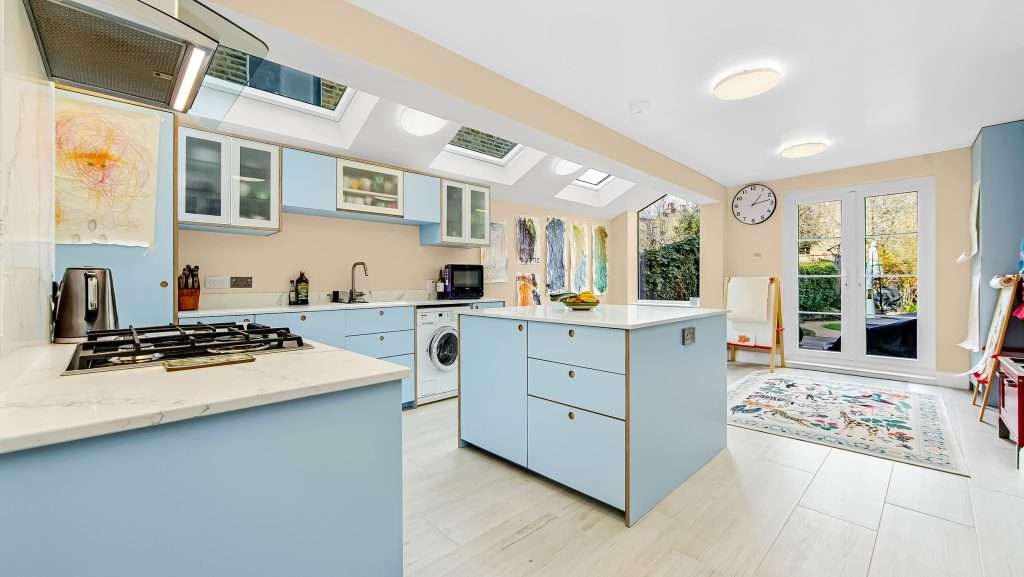 Side Return Kitchen Extension for a Mid-Terrace Property in Peckham, South London